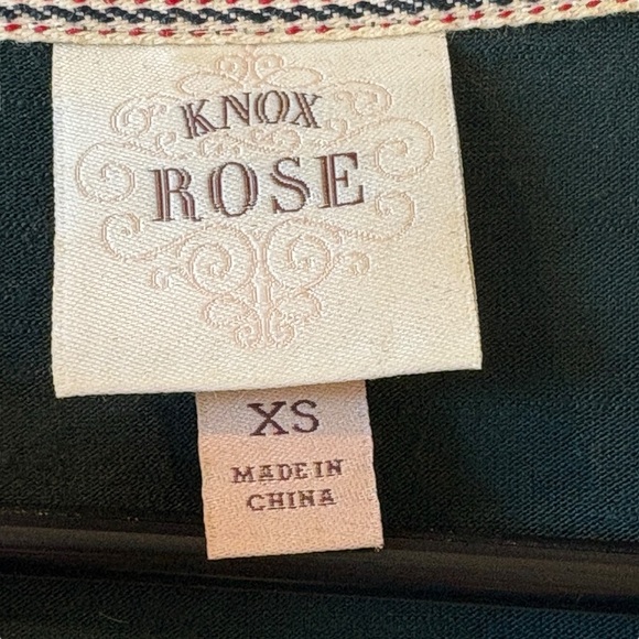 Knox Rose Embroidered Knit Top Dark Green Boho Shirt Size XS - Picture 4 of 6